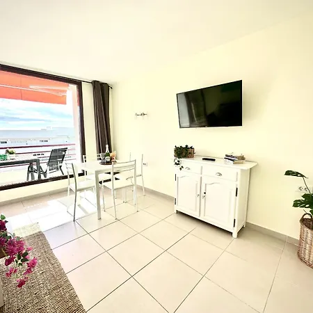 公寓 Seafront Serenity By Deihu Experiences